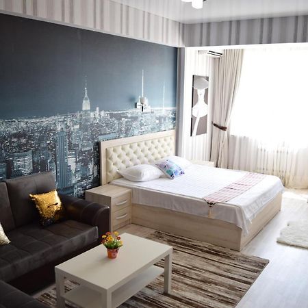 Studio Boutique Apartment Bisjkek Eksteriør bilde