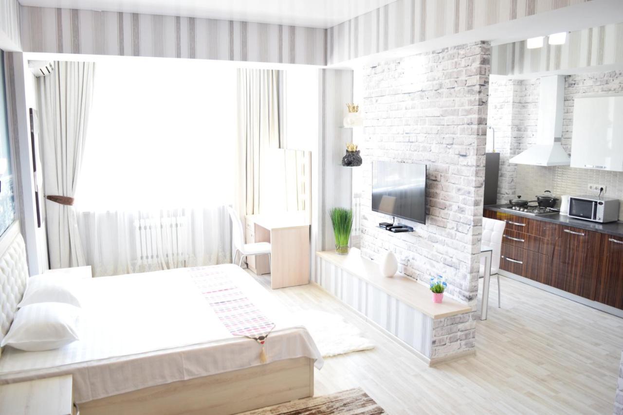 Studio Boutique Apartment Bisjkek Eksteriør bilde